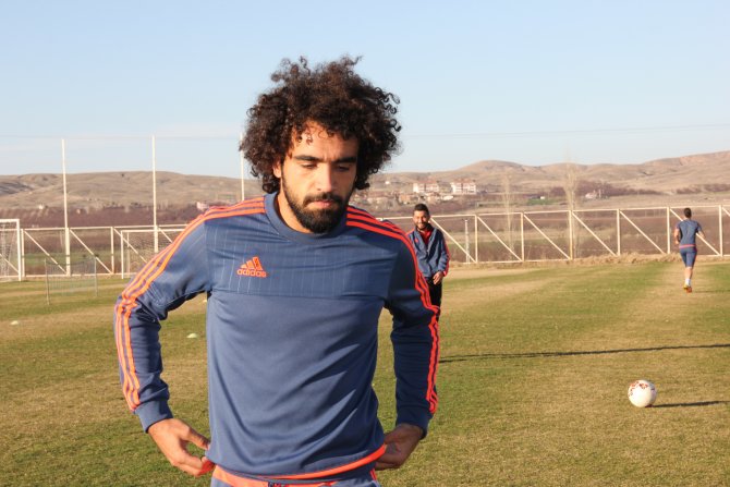 Alima Yeni Malatyasporlu futbolcu Sadık Çiftpınar: