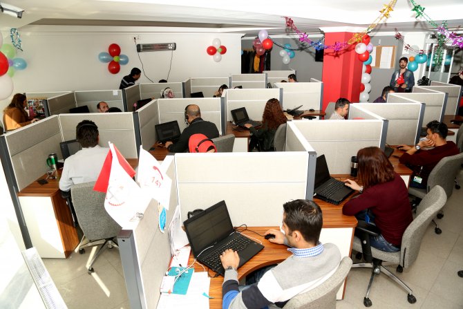 Depremzedeler MEBİM'le hayata daha sıkı sarıldı