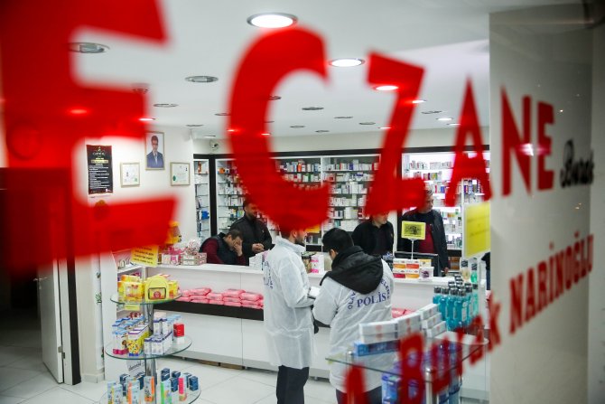 İstanbul'da eczane soygunu