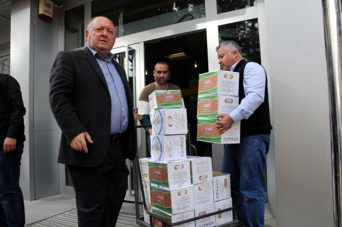 Osmaniye'den Sur'daki güvenlik güçlerine "yer fıstığı"