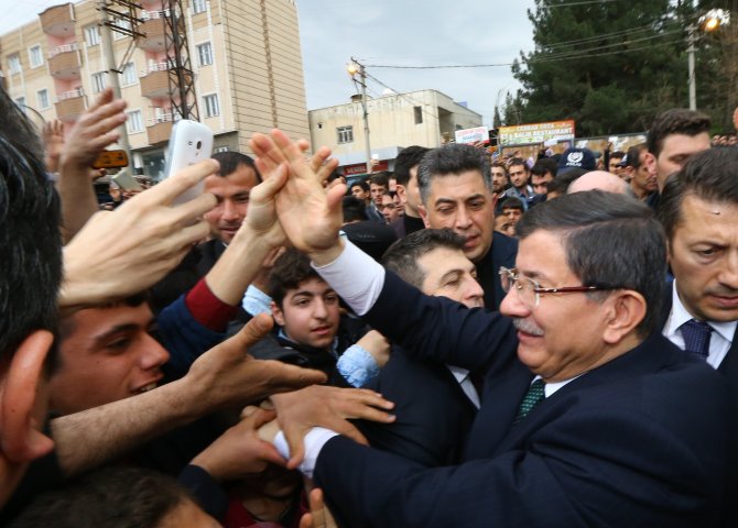 Başbakan Davutoğlu Silopi'de