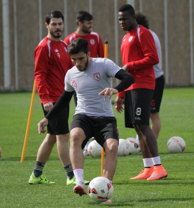 Samsunspor Teknik Direktörü Korukır: