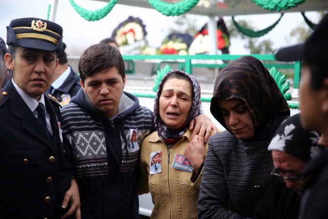 Şehit polis memuru Günay, son yolculuğuna uğurlandı
