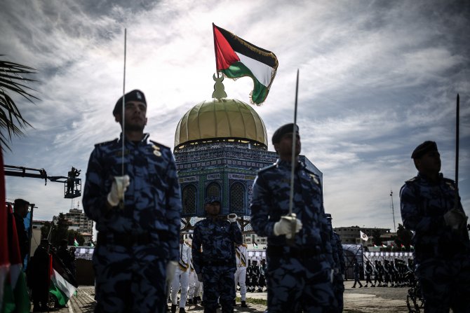 Gazze'de subaylara mezuniyet töreni