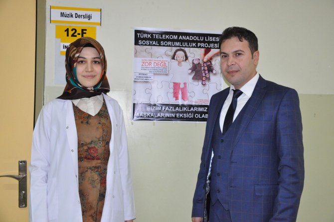 İhtiyaç sahibi öğrenciler için okulda mağaza açtılar