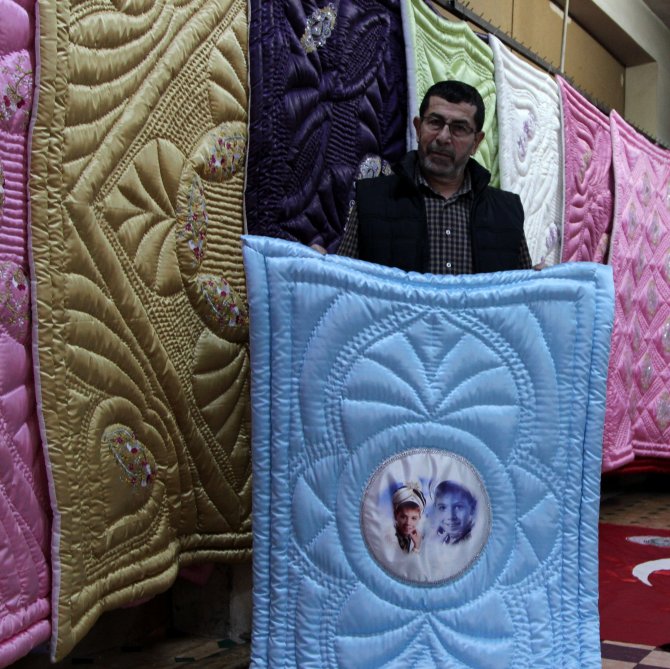 Yorgan ustasından pazar sorununa "fotoğraflı" çözüm