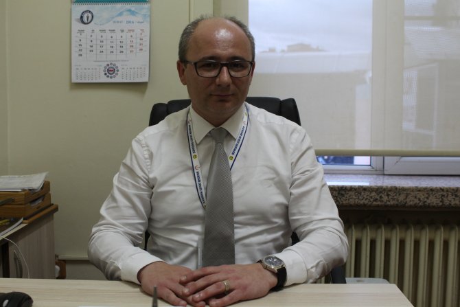 Böbrek beklerken karaciğeriyle umut oldu