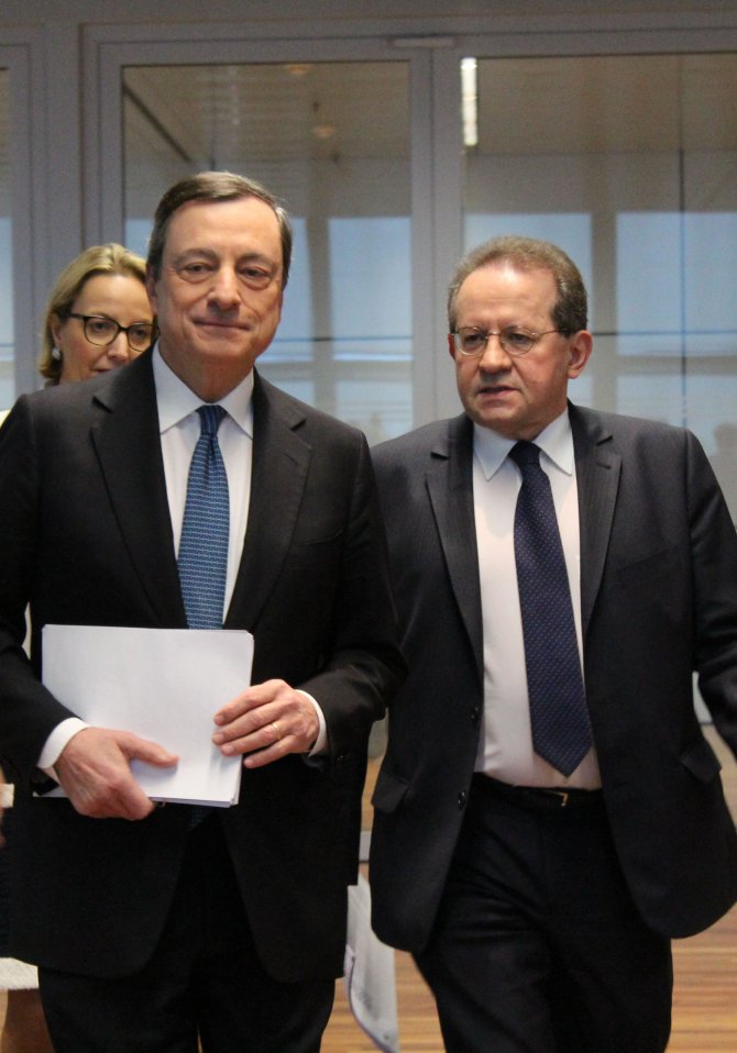 "Faizler uzun süre çok düşük kalmaya devam edecek"