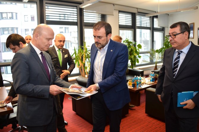 Kültür ve Turizm Bakanı Ünal, Almanya’da