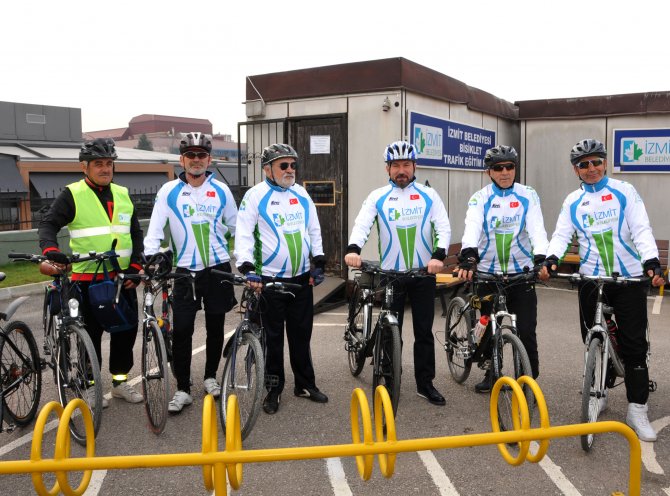 Araç sayısını bisikletlerle sollayacaklar