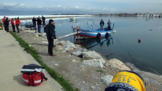 Balıkesir'de denizde ceset bulundu