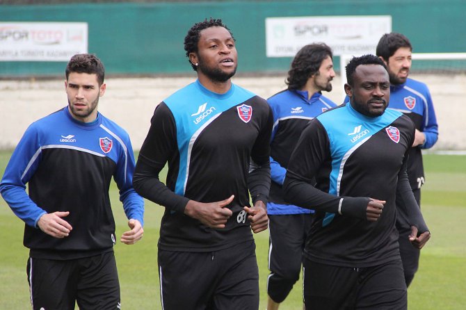 Kardemir Karabükspor sahasında kaybetmek istemiyor