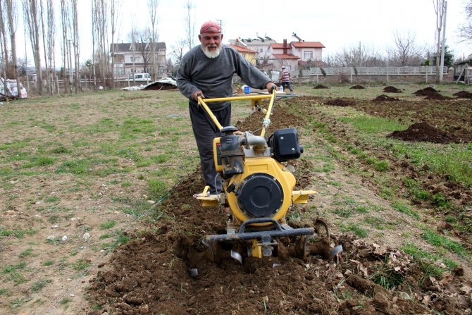 Seydişehir’de Bahçeler Çapa Motoru ile ürülüyor