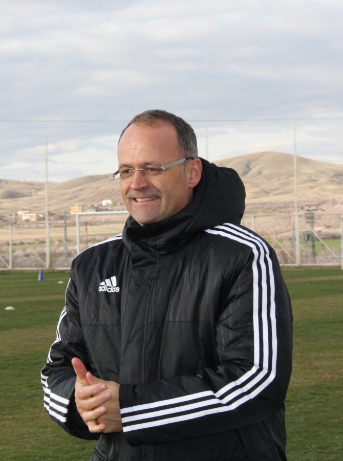 Alima Yeni Malatyaspor Teknik Direktörü Buz: