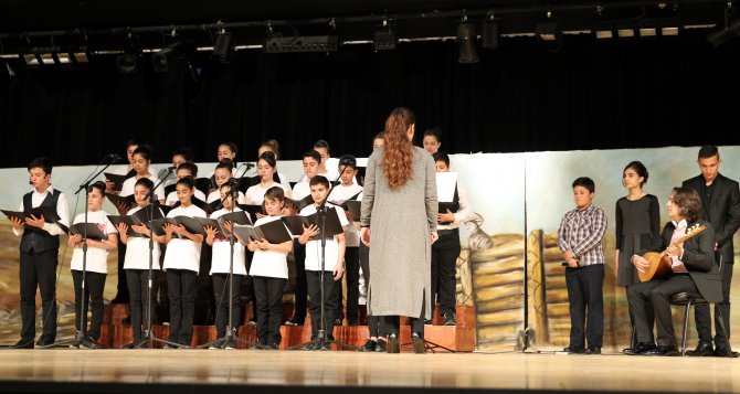 Öğrenciler Çanakkale Şehitleri'ni andı