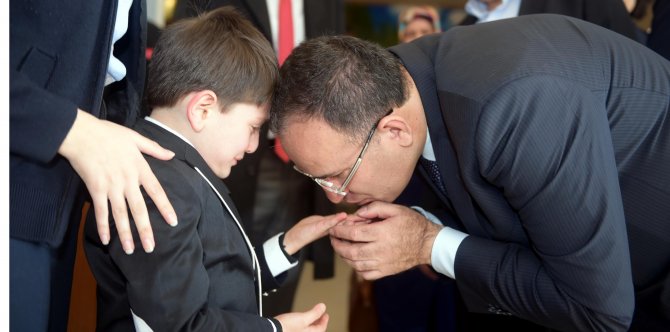 Adalet Bakanı Bozdağ: