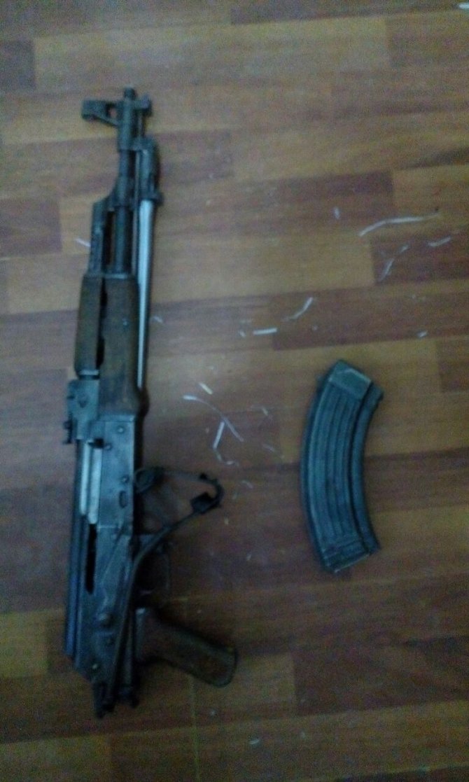 Hakkari'de çok sayıda silah ve mühimmat ele geçirildi