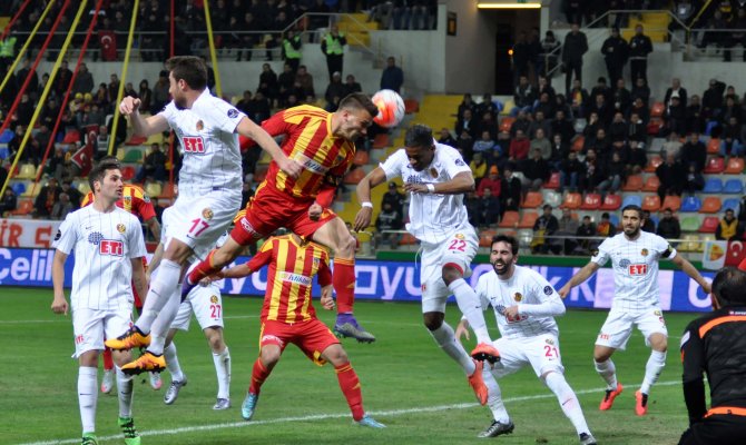 Futbol: Spor Toto Süper Lig