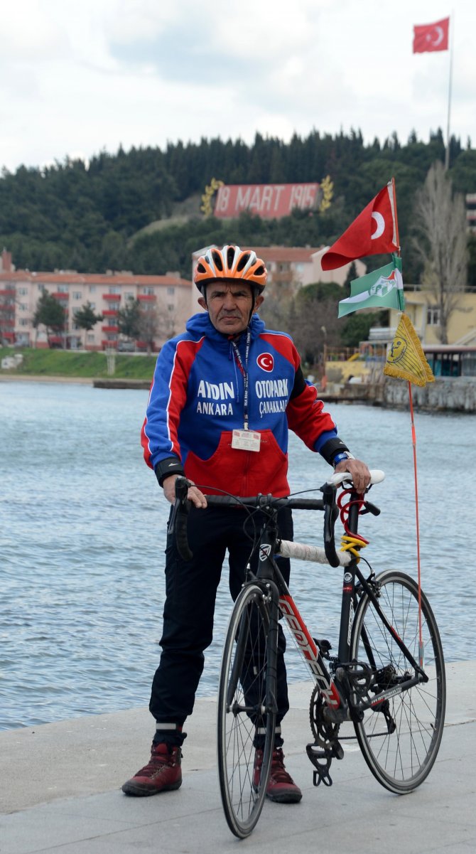 Şehitler anısına 11 yıldır 800 kilometre pedal çeviriyor