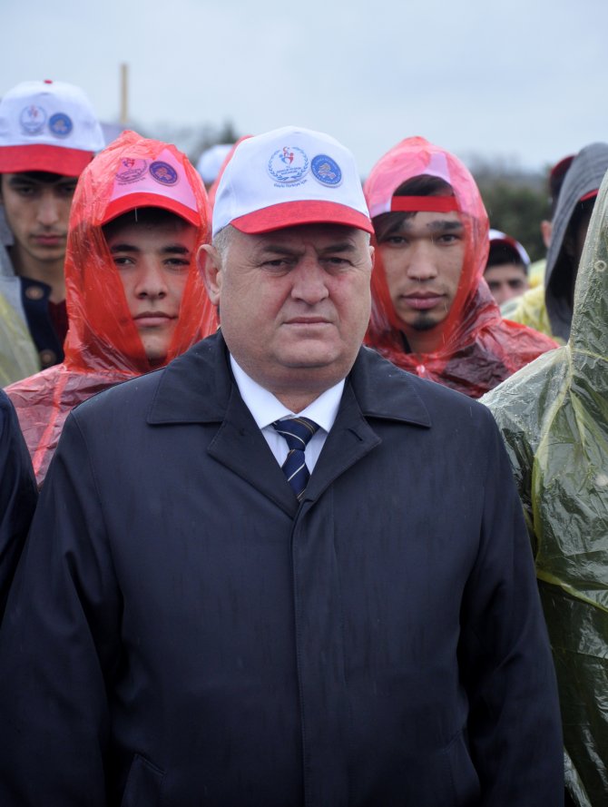 Eskişehir'de şehitler anısına 2 bin 16 fidan