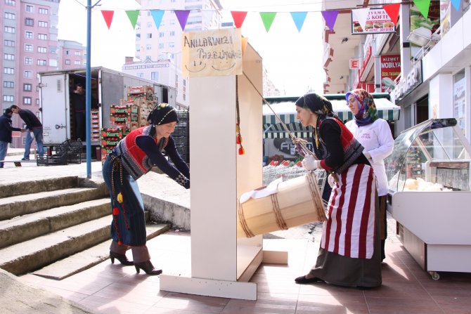 Şehir merkezinde yayık sesi