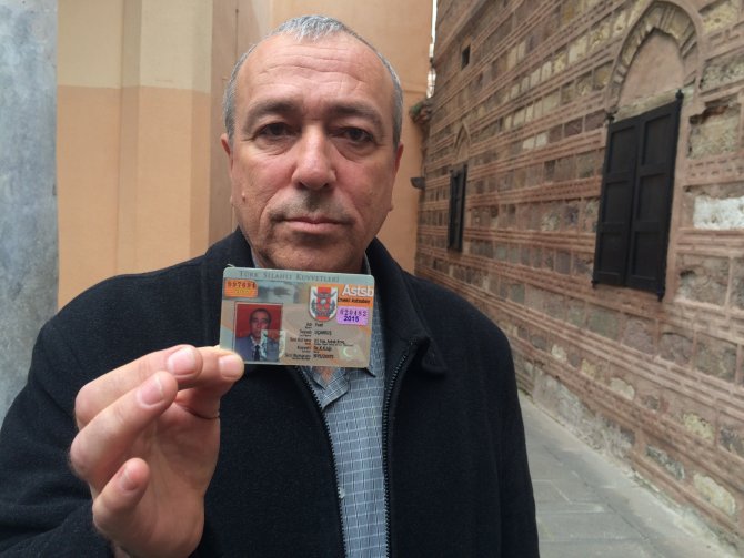 Emekli astsubayın başörtülü eşi ve kızlarının orduevine alınmadığı iddiası