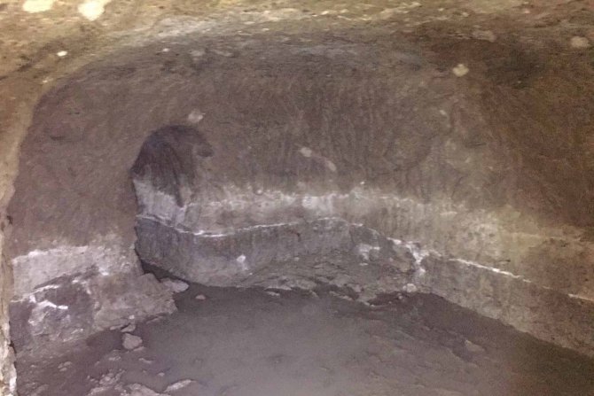 "Evinde hazine var" diyerek 120 bin lirasını dolandırdılar