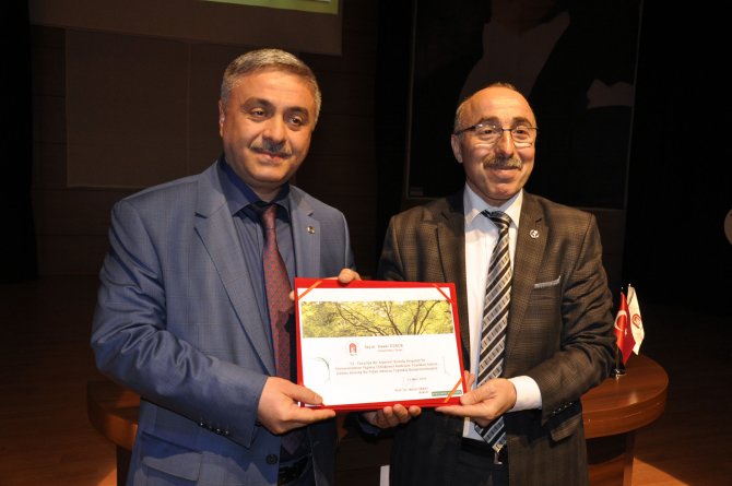 "21. Yüzyılda Bir Alperen Muhsin Yazıcıoğlu" konferansı
