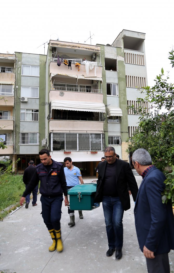 GÜNCELLEME - Mersin'de bir evde patlama