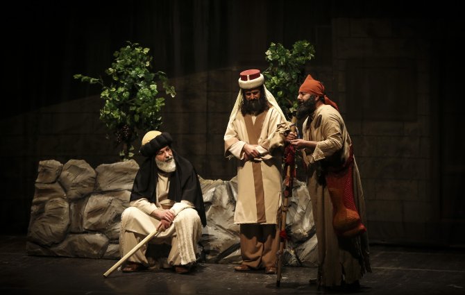 "Nar-ı Aşkın Yolcuları" Başkentli tiyatroseverler ile buluştu