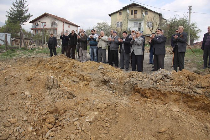 Mahalle sakinlerinin "yol" tepkisi