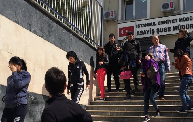 GÜNCELLEME 2 - Polis merkezindeki cinnet getirme olayı