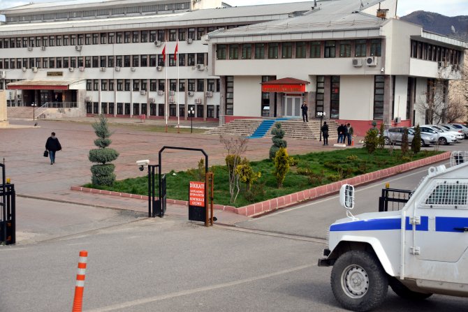 GÜNCELLEME 2 - Tunceli Valiliğine terör saldırısı