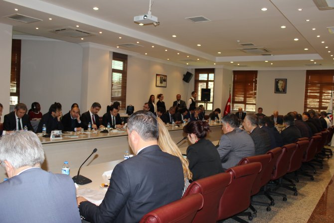 Akademisyenler sığınmacıların sorunlarını tartıştı