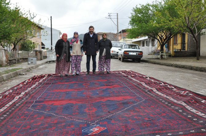En büyük "Yağcıbedir" halısı dokundu
