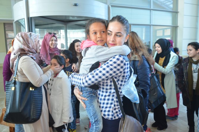 Üniversite öğrencileri Roman çocuklara rol model oldu