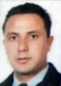 Küçükçekmece'de iki polis memuru evde ölü bulundu