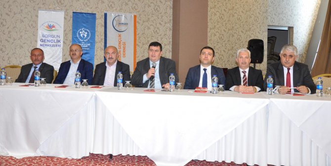 "Gençler Kariyer ve İstihdamı Konuşuyor" projesi