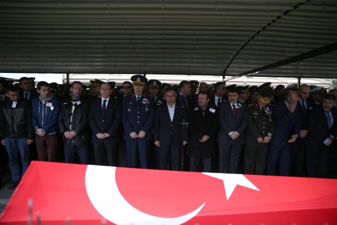 Şehitlerimizi uğurluyoruz