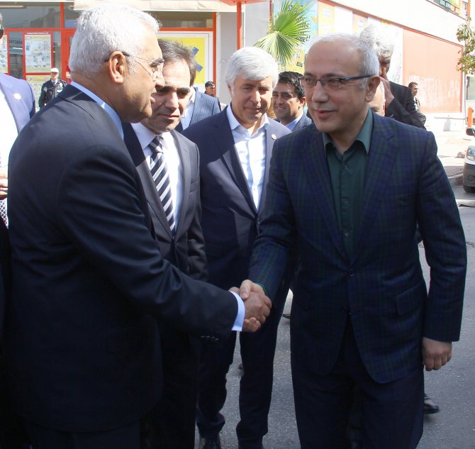 Başbakan Yardımcısı Elvan'dan 3,3 milyon gence müjde