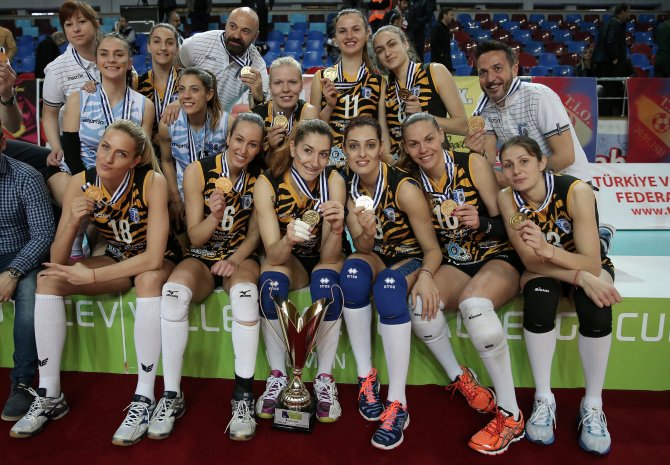 Kadınlar Challenge Kupası, CSM Bükreş'in