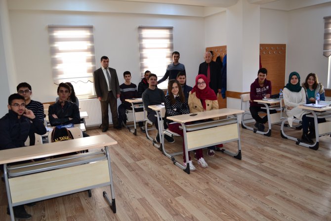 Akdağmadeni’nde YGS ve LYS kursuna yoğun ilgi