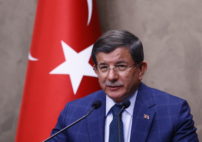 Başbakan Davutoğlu, Finlandiya'ya gitti
