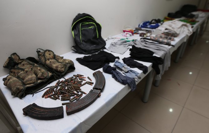 Gitar çantasında bomba düzeneği çıktı