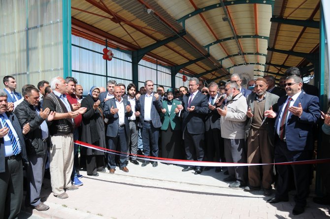 Karatay'da üç kapalı pazar hizmete girdi