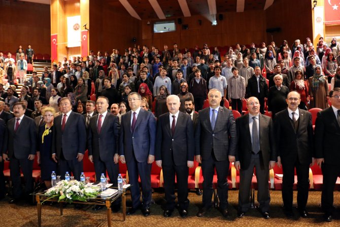 Kazak şair ve yazar Süleymanov'a "fahri doktora"