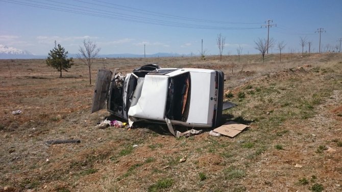 Beyşehir'de trafik kazası: 2 yaralı