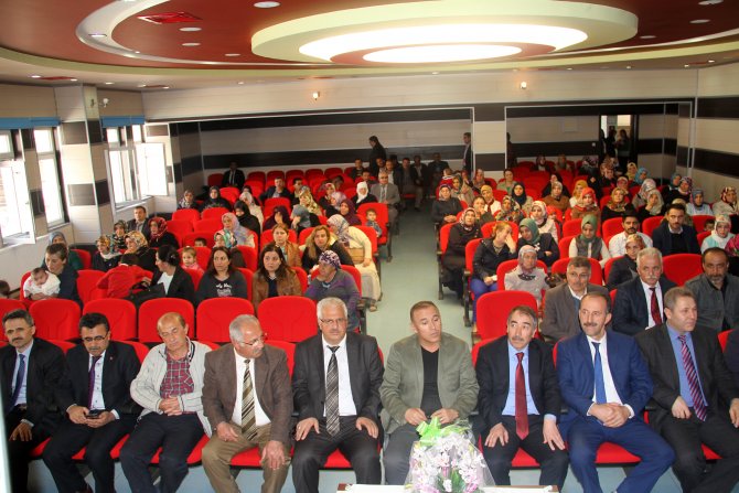 Suşehri'nde "Dijital Bağımlılık" semineri