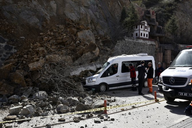 Gümüşhane'de heyelan