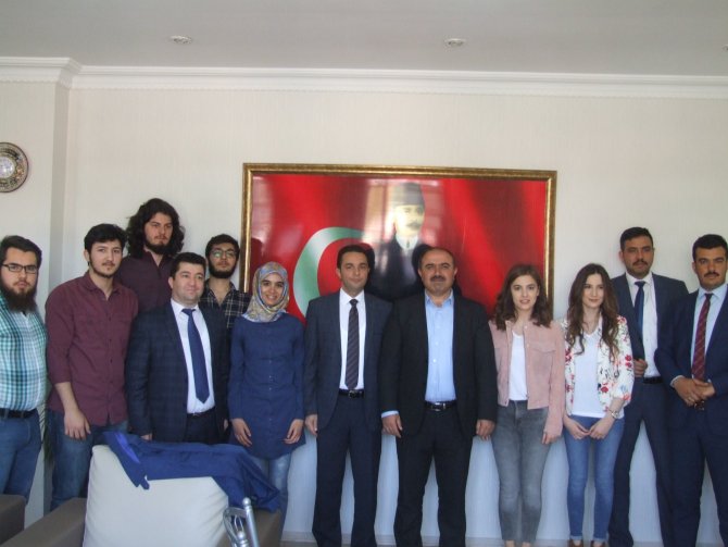 Hukuk Fakültesi öğrencileri, okulların eksiklerini giderecek